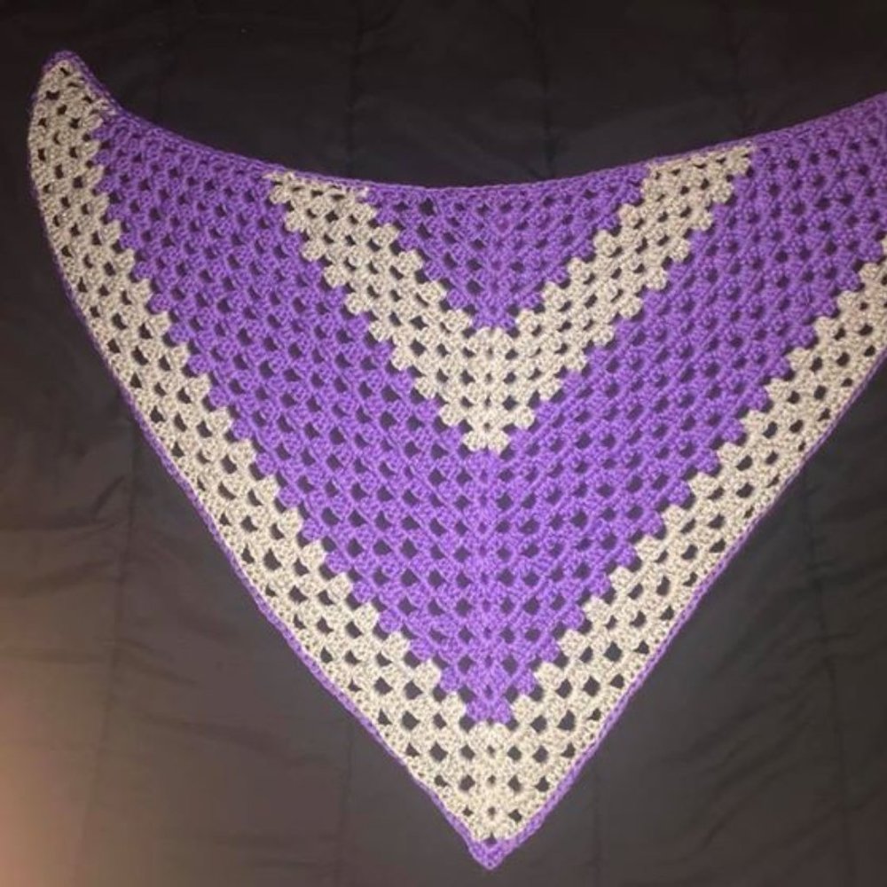Girl's Triangle Shawl